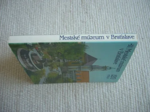 MESTSKÉ MÚZEUM V BRATISLAVE 120 ROKOV — fotka 5
