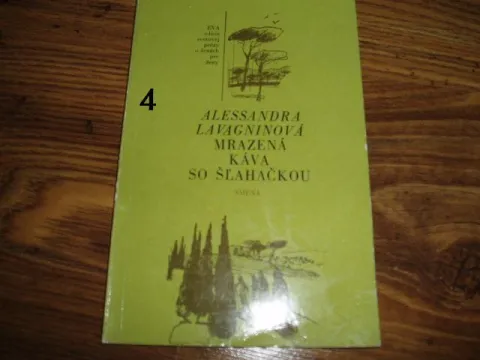 Mrazená káva so šľahačkou