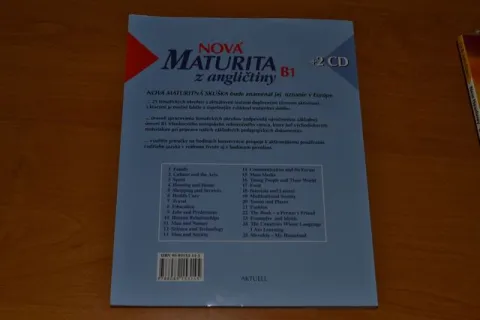 NOVÁ MATURITA + 2xCD — fotka 2