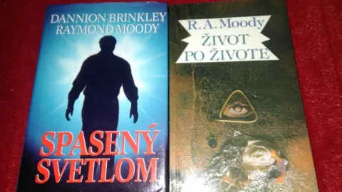2x MOODY--CENA:za obe knihy 3,8+poštovné