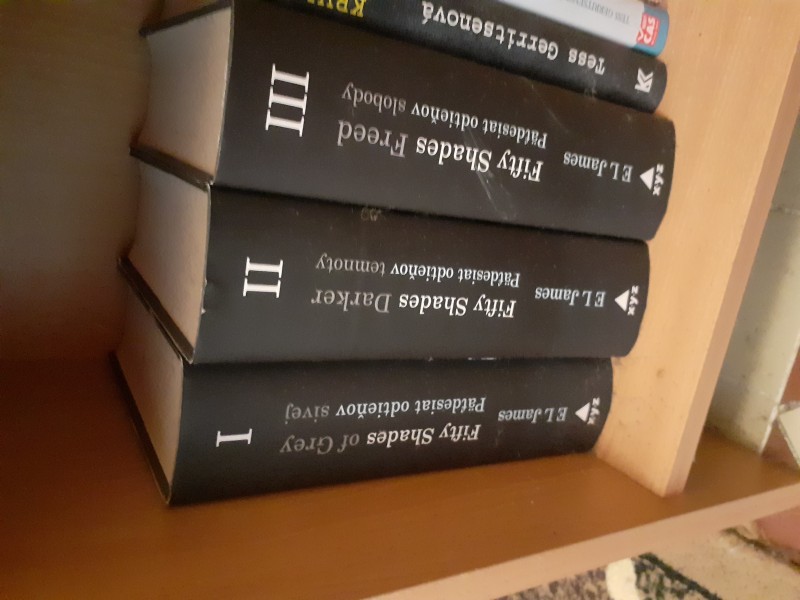 50 odtienov sivej