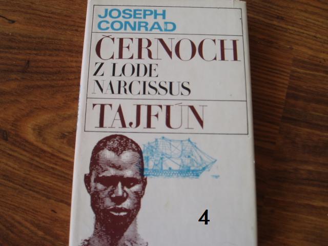 Černoch z lode Narcissus, Tajfún