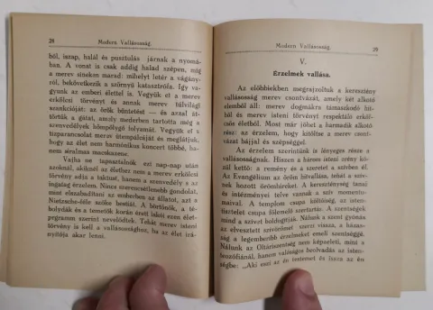 Modern vallásosság - Martinovich Sándor S. J. 1918 — fotka 4