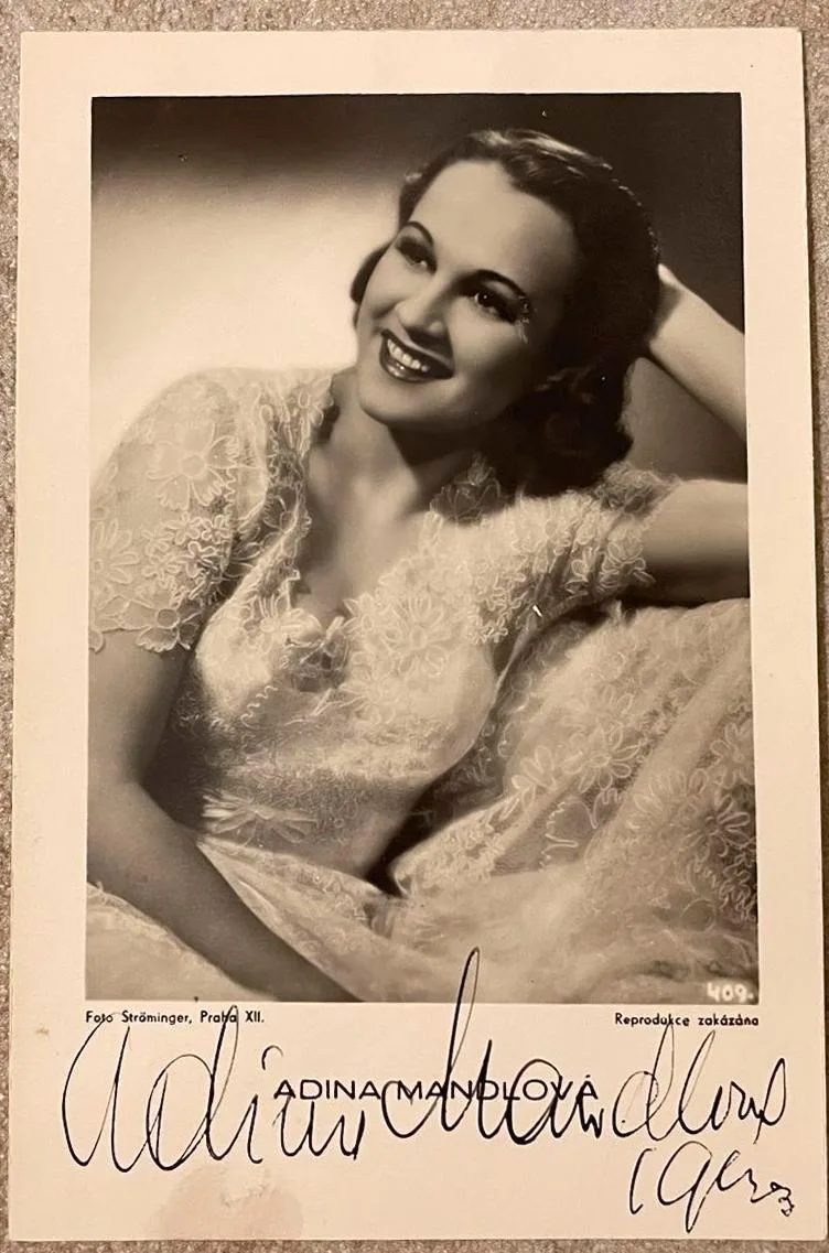 Adina Mandlová autogram na portrétní fotografii, krásný stav
